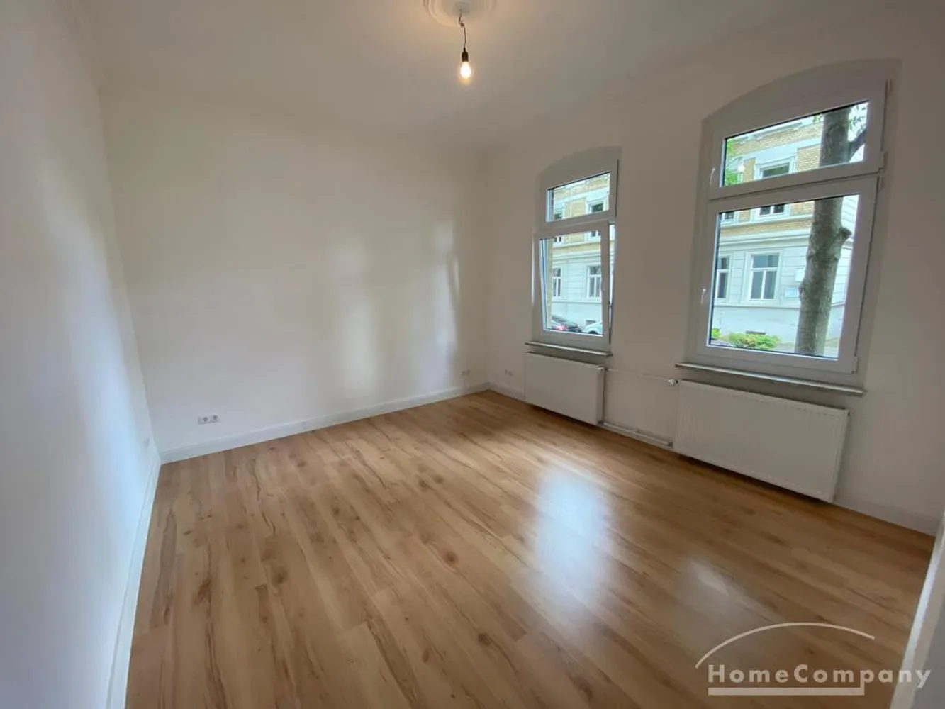 4 Zimmer Wohnung mit 100 m² in Braunschweig – Bild 1