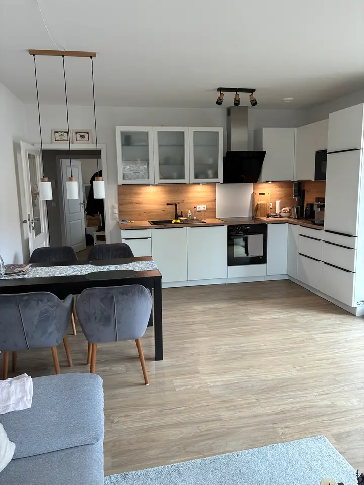 3 Zimmer Wohnung mit 165 m² in Wilhelmshaven – Bild 1