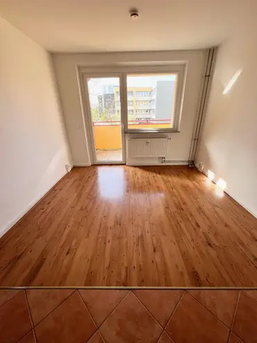 2 Zimmer Wohnung mit 35 m² in Rostock – Bild 2