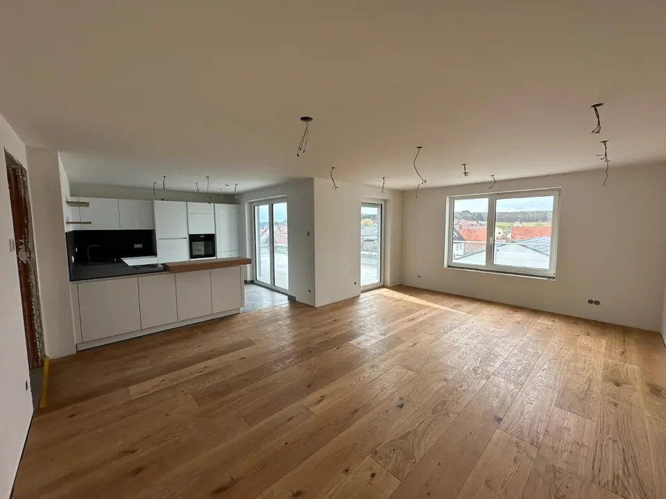 5 Zimmer Wohnung mit 142 m² in Aalen – Bild 1