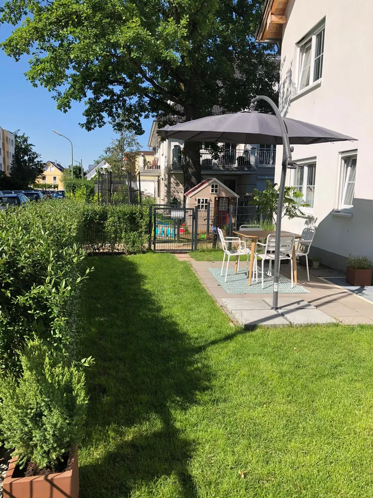 5 Zimmer Wohnung mit 135 m² in München – Bild 1