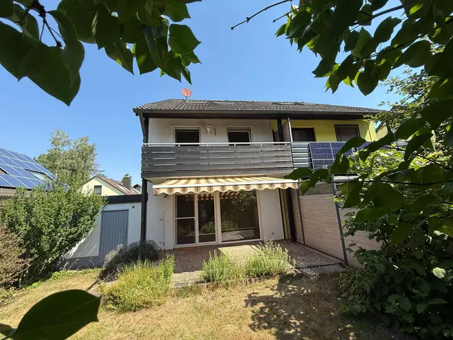 4 Zimmer Haus mit 140 m² in Nürnberg – Bild 2