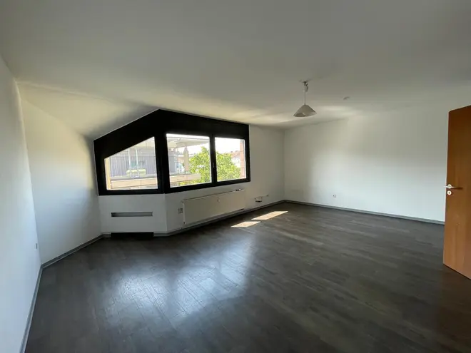 1 Zimmer Wohnung mit 40 m² in Saarbrücken – Bild 2