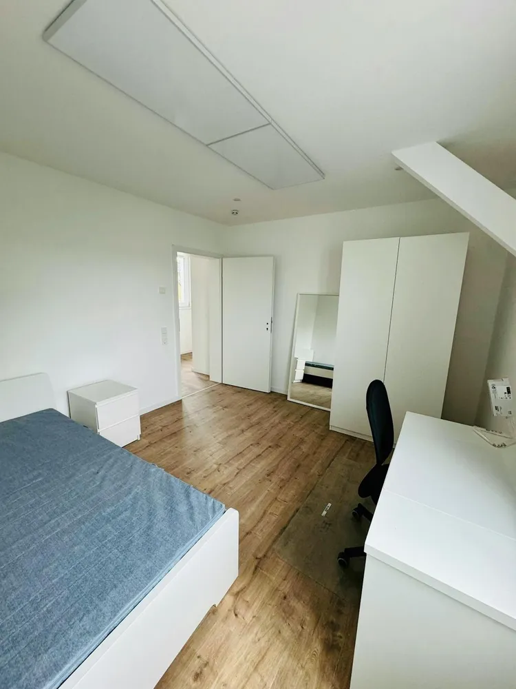 WG-Zimmer mit 13 m² in Stuttgart – Bild 1