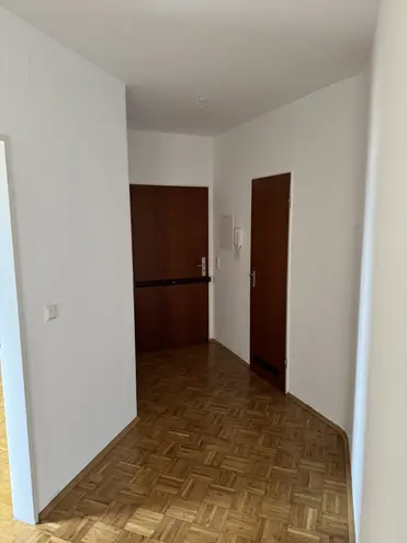 3 Zimmer Wohnung mit 86 m² in Oberhausen – Bild 2
