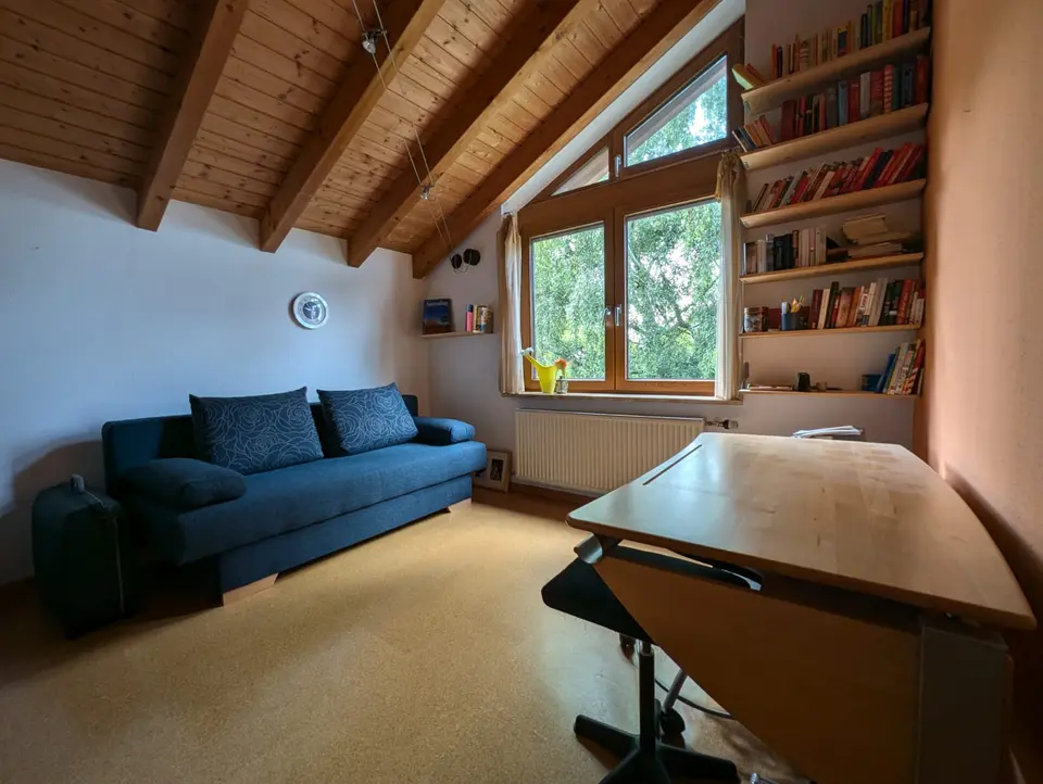 WG-Zimmer mit 250 m² in Backnang – Bild 2
