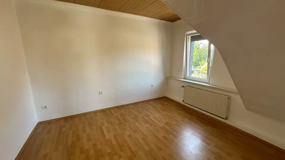 7 Zimmer Haus mit 185 m² in Duisburg – Bild 1