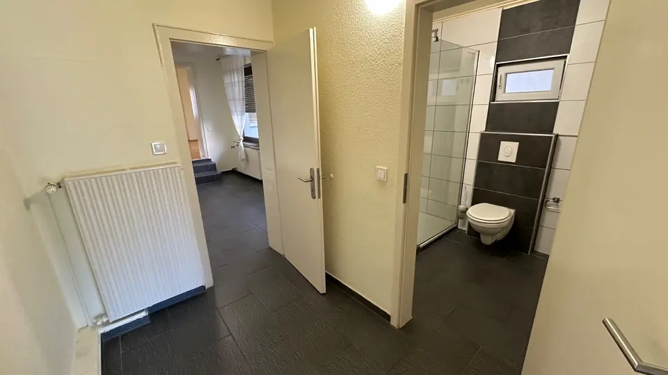 7 Zimmer Haus mit 185 m² in Duisburg – Bild 4
