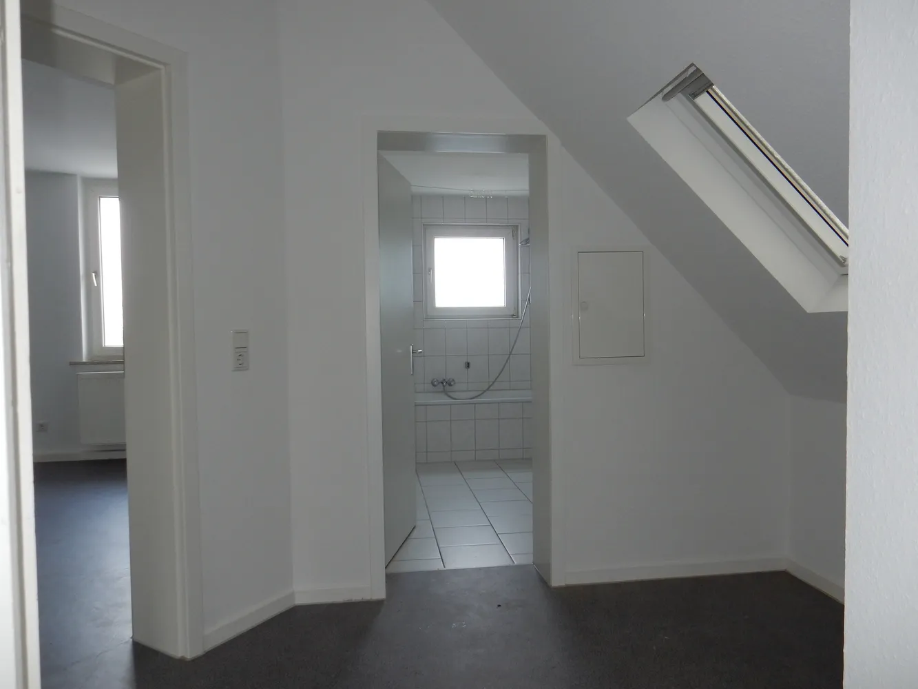 2 Zimmer Wohnung mit 54 m² in Wuppertal – Bild 4