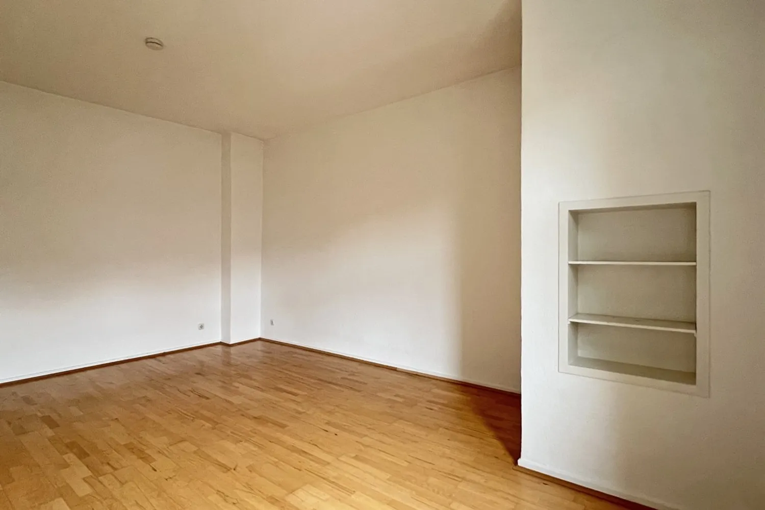 2 Zimmer Wohnung mit 72 m² in Essen – Bild 4