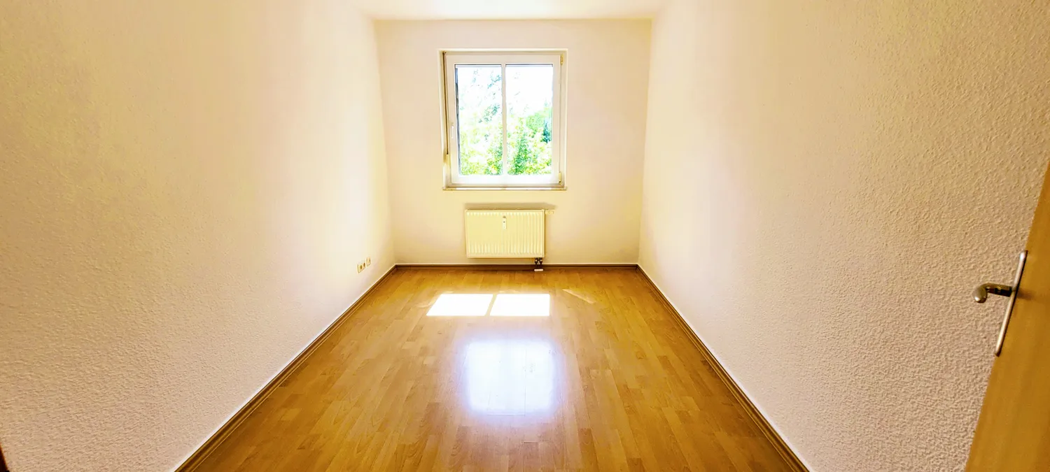 4 Zimmer Wohnung mit 90 m² in Dessau-Roßlau – Bild 8