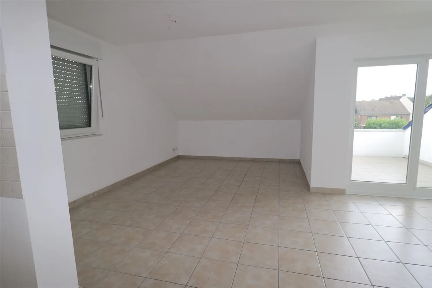 2 Zimmer Wohnung mit 68 m² in Duisburg – Bild 8