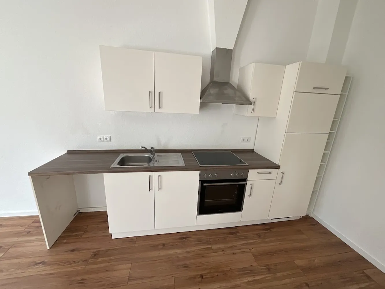 2 Zimmer Wohnung mit 60 m² in Lübeck – Bild 6