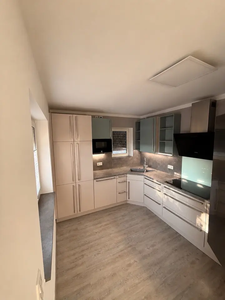 3 Zimmer Wohnung mit 110 m² in Würzburg – Bild 9