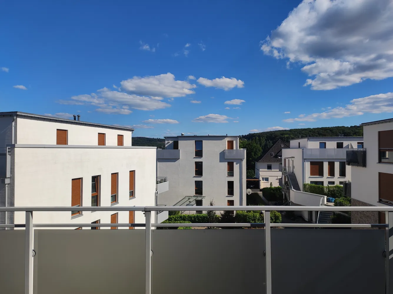 4 Zimmer Wohnung mit 131 m² in Wuppertal – Bild 1
