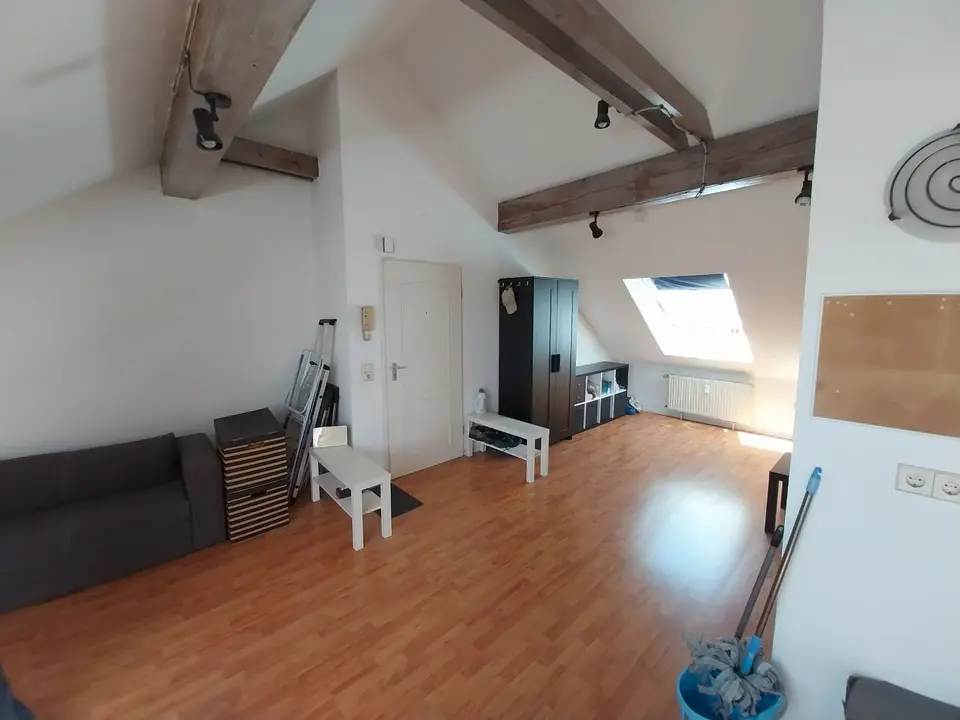 Studio mit 40 m² in Saarbrücken – Bild 2
