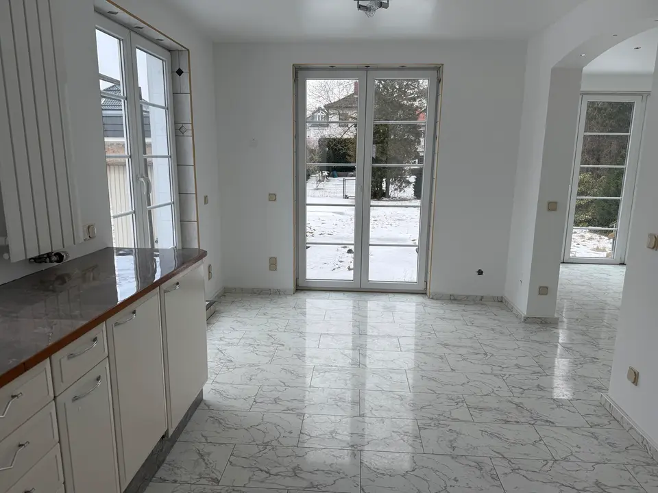 4 Zimmer Haus mit 150 m² in Berlin – Bild 2