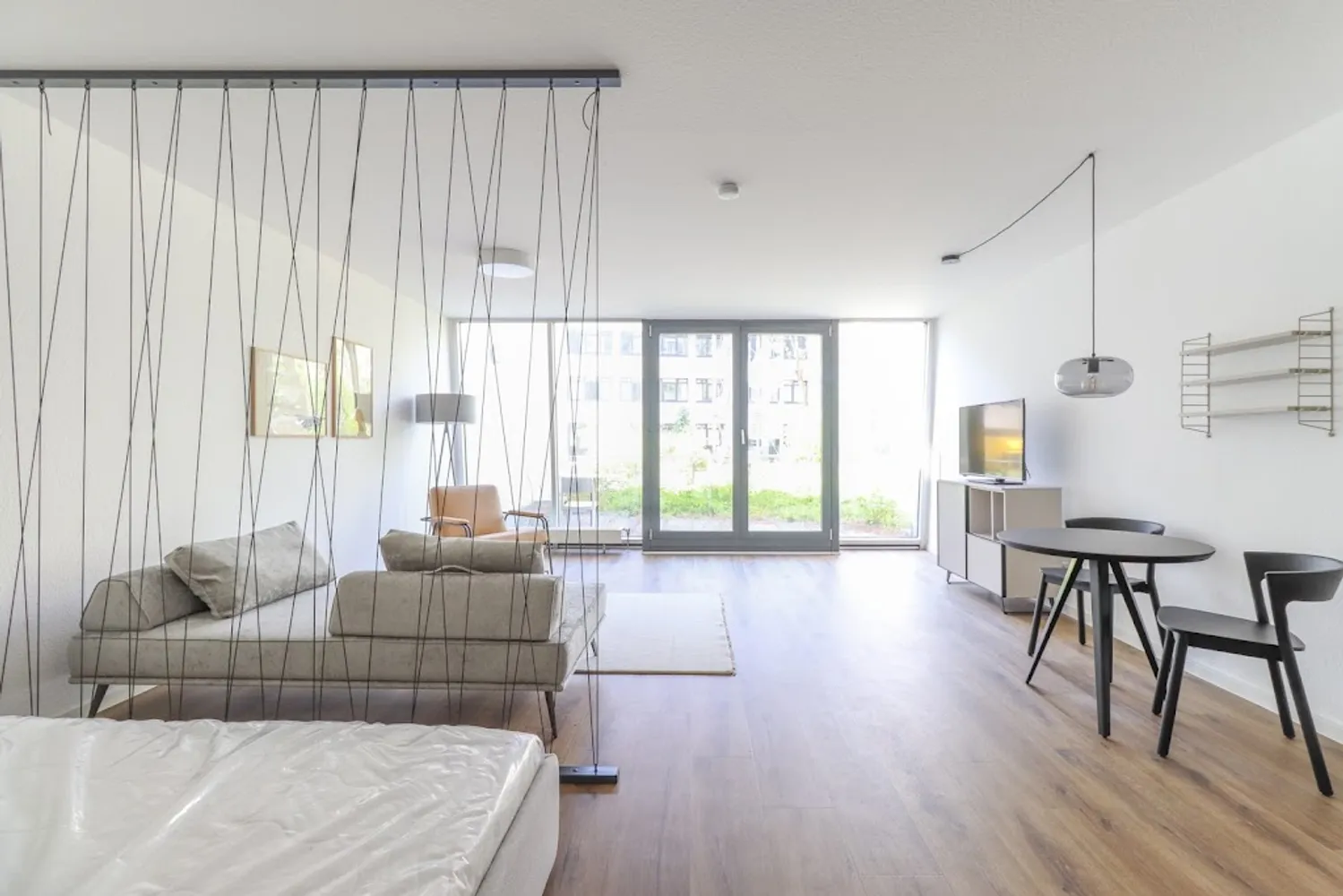 1 Zimmer Wohnung mit 53 m² in Stuttgart – Bild 1