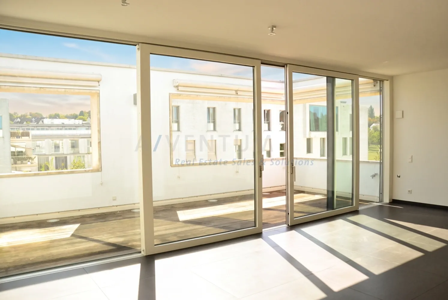 4 Zimmer Wohnung mit 146 m² in Stuttgart – Bild 1