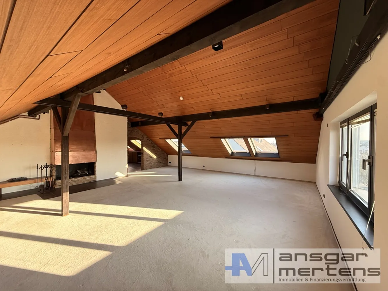 2 Zimmer Wohnung mit 112 m² in Mönchengladbach – Bild 2
