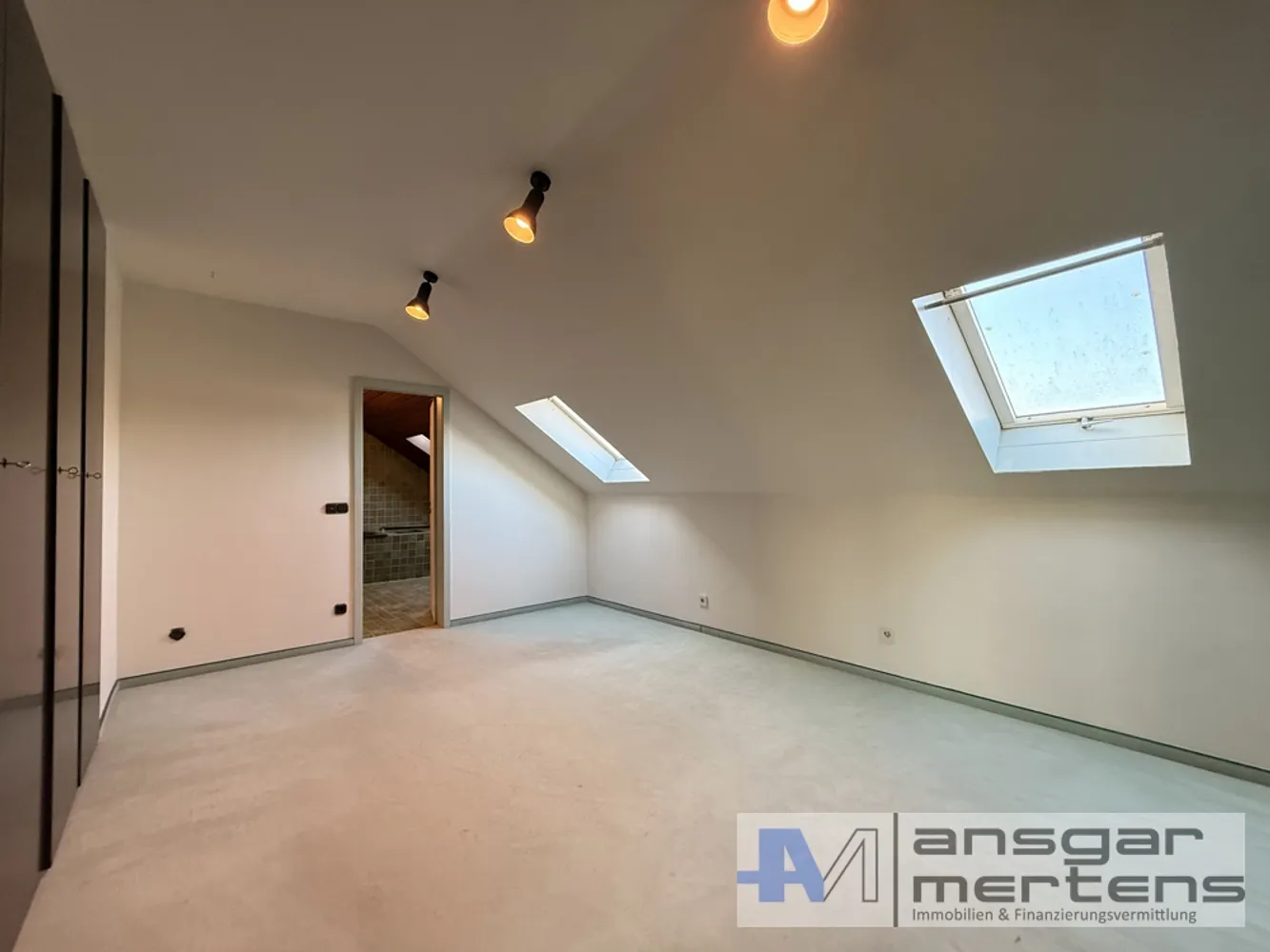 2 Zimmer Wohnung mit 112 m² in Mönchengladbach – Bild 9
