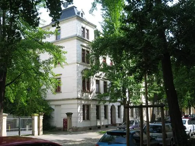 2 Zimmer Wohnung mit 65 m² in Dresden – Bild 4