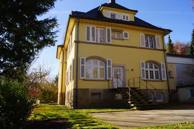 9 Zimmer Haus mit 326 m² in Pforzheim – Bild 3