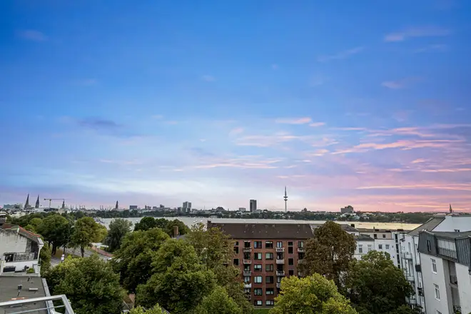 5 Zimmer Wohnung mit 240 m² in Hamburg – Bild 3