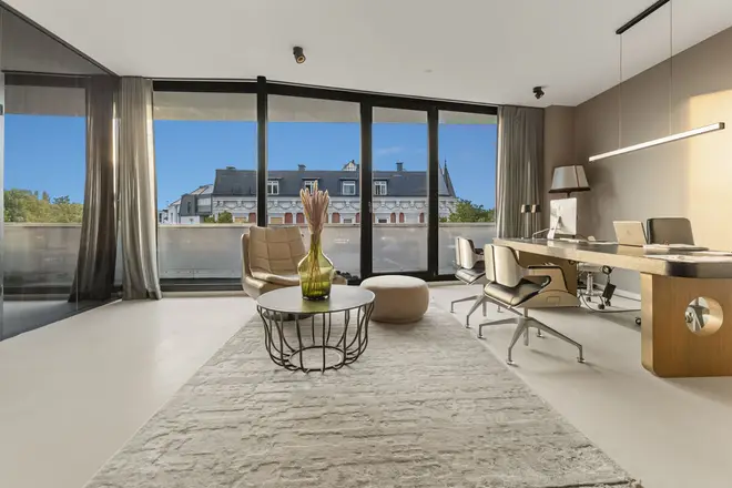 5 Zimmer Wohnung mit 240 m² in Hamburg – Bild 5