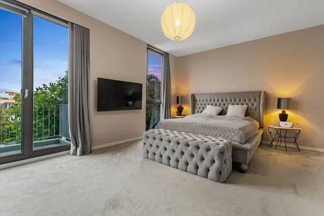 5 Zimmer Wohnung mit 240 m² in Hamburg – Bild 10