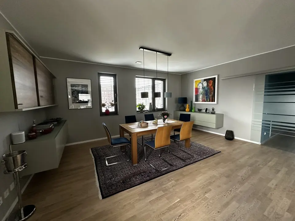 7 Zimmer Wohnung mit 232 m² in Erfurt – Bild 3