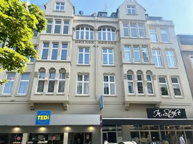 5 Zimmer Wohnung mit 186 m² in Wiesbaden – Bild 1