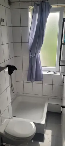 2 Zimmer Wohnung mit 35 m² in Krefeld – Bild 3