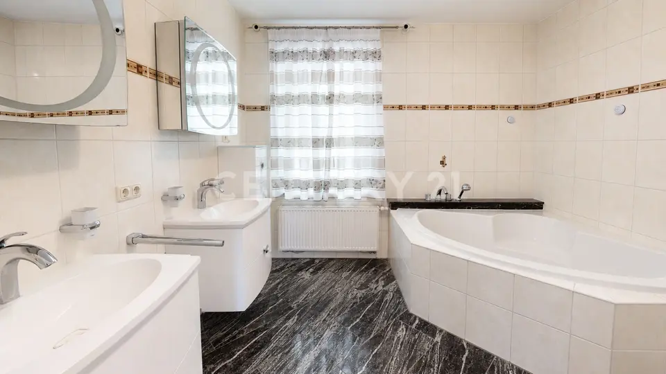 4 Zimmer Haus mit 200 m² in Stendal – Bild 7