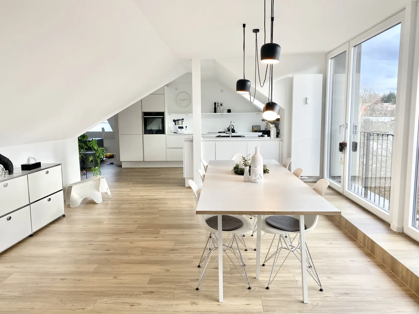 4 Zimmer Wohnung mit 114 m² in Ludwigsburg – Bild 1