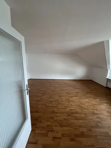 2 Zimmer Wohnung mit 55 m² in Neuss – Bild 2