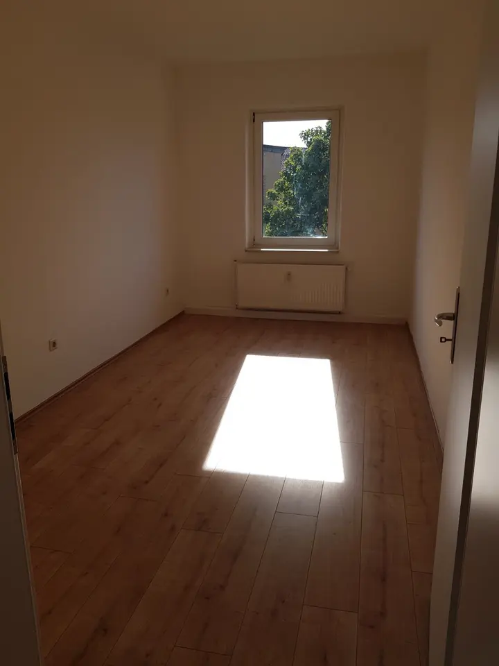 3 Zimmer Wohnung mit 54 m² in Lutherstadt Wittenberg – Bild 2