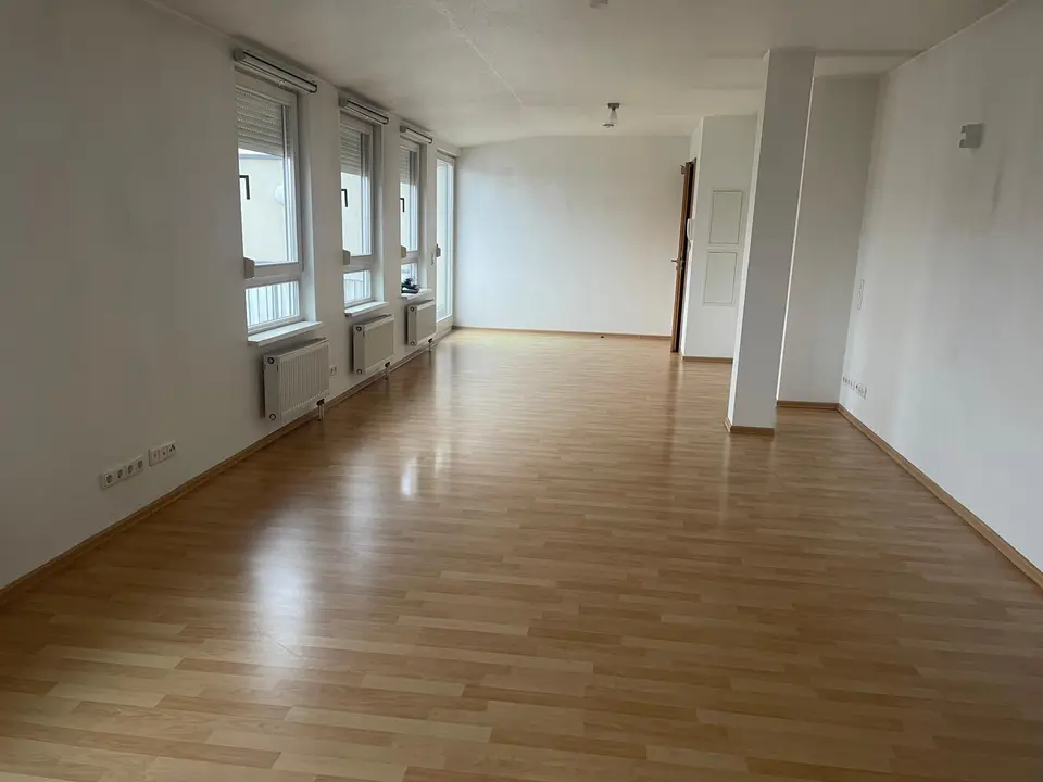 3 Zimmer Wohnung mit 101 m² in Dietzenbach – Bild 2