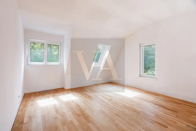 7 Zimmer Haus mit 177 m² in Berlin – Bild 9