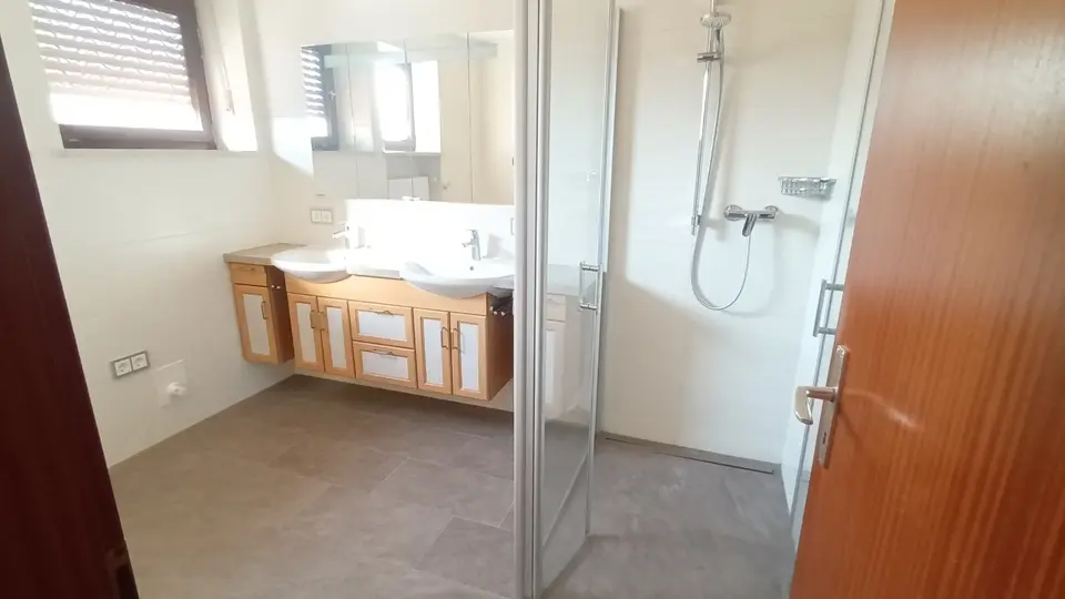 4 Zimmer Wohnung mit 120 m² in Landshut – Bild 10