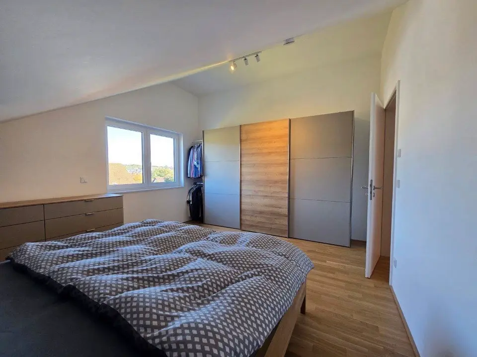 5 Zimmer Wohnung mit 140 m² in Rüsselsheim am Main – Bild 3