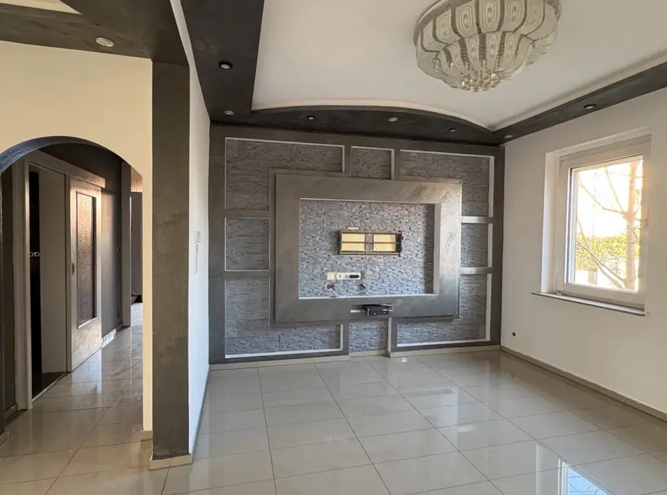 5 Zimmer Haus mit 220 m² in Hildesheim – Bild 1