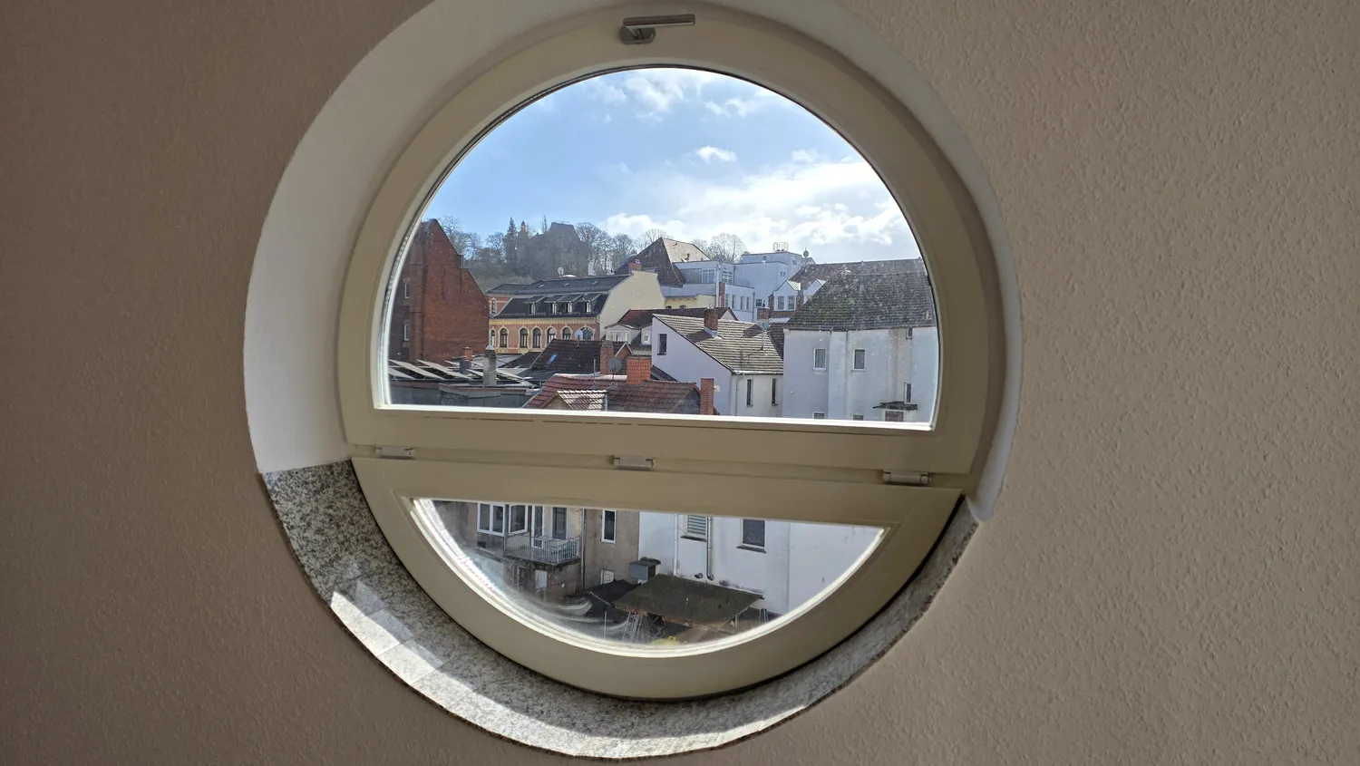 2 Zimmer Wohnung mit 64 m² in Eisenach – Bild 3