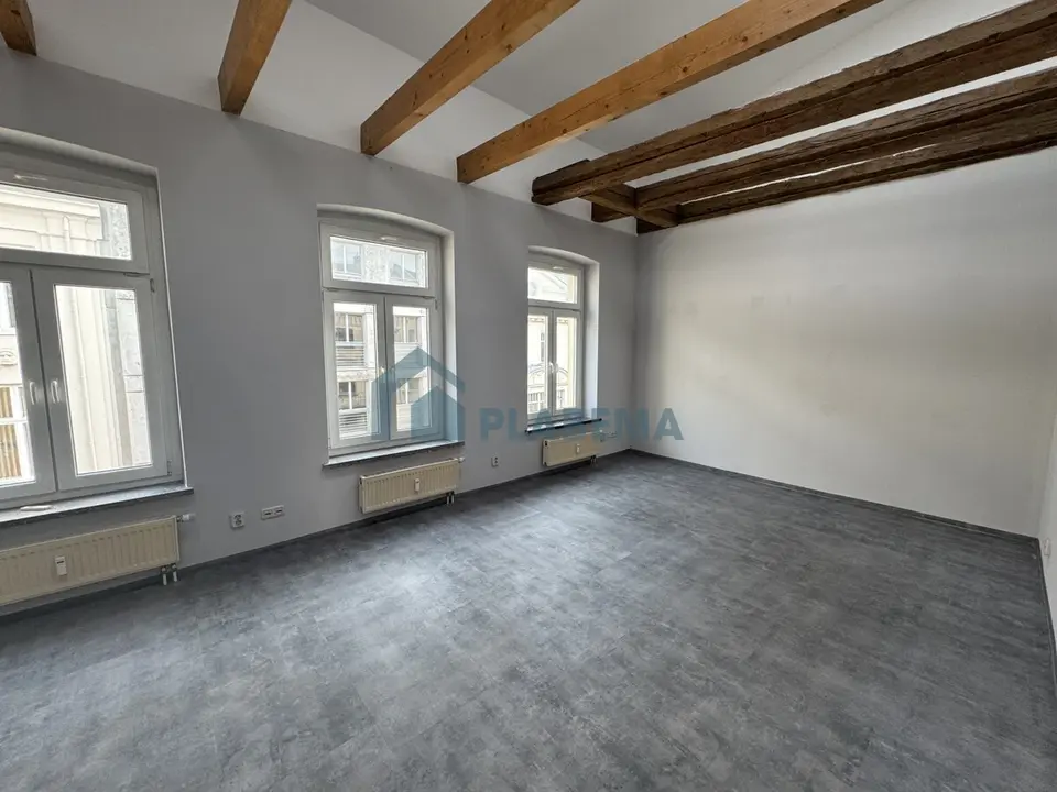 4 Zimmer Wohnung mit 106 m² in Schwerin – Bild 2