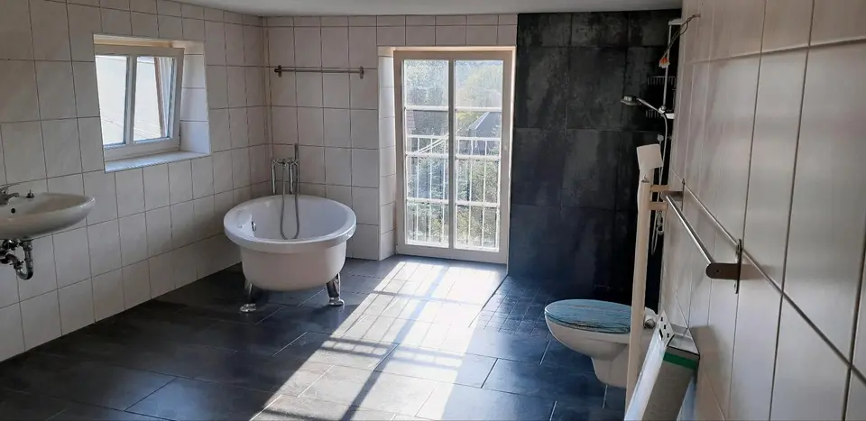 8 Zimmer Haus mit 325 m² in Löbau – Bild 5