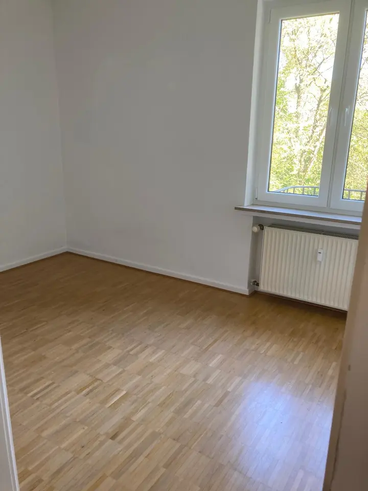 4 Zimmer Wohnung mit 100 m² in Bremerhaven – Bild 1