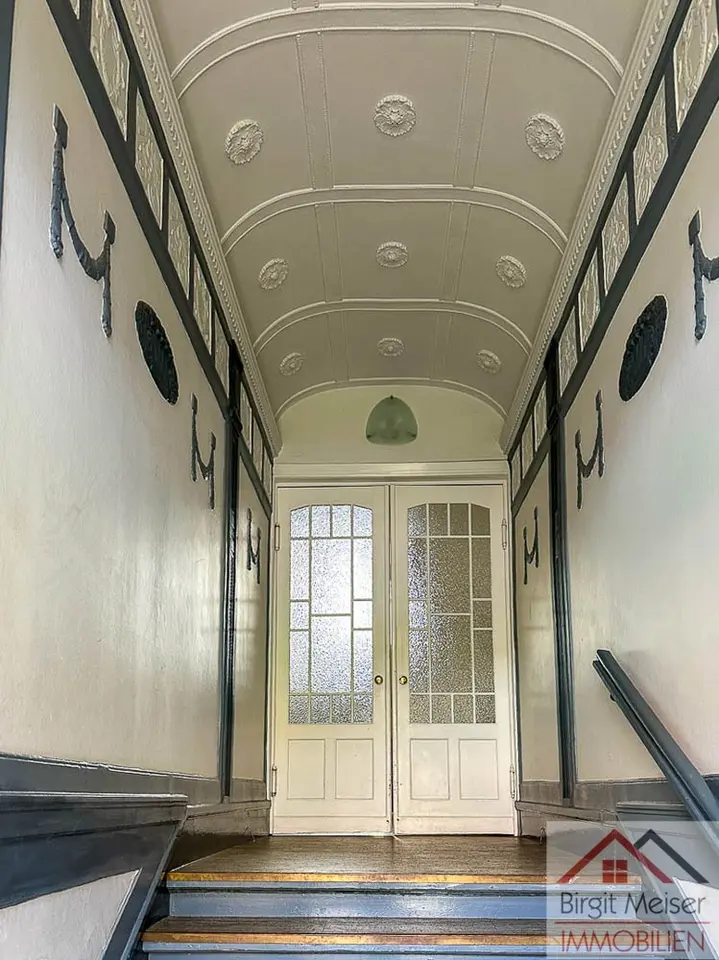 4 Zimmer Wohnung mit 150 m² in Schwerin – Bild 5