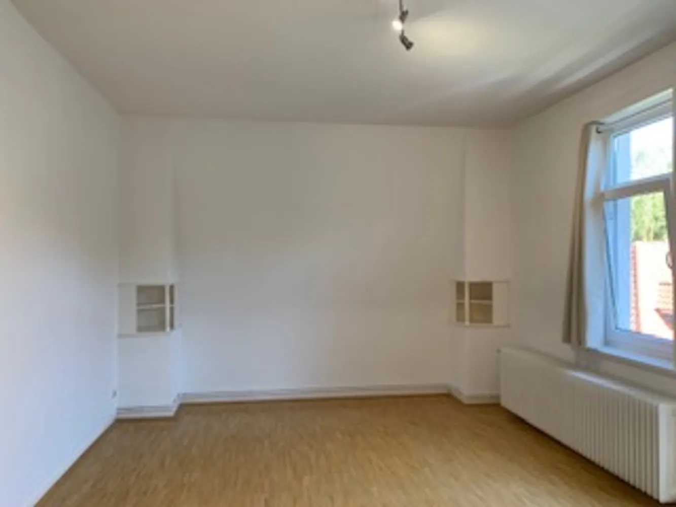 5 Zimmer Wohnung mit 165 m² in Hannover – Bild 3