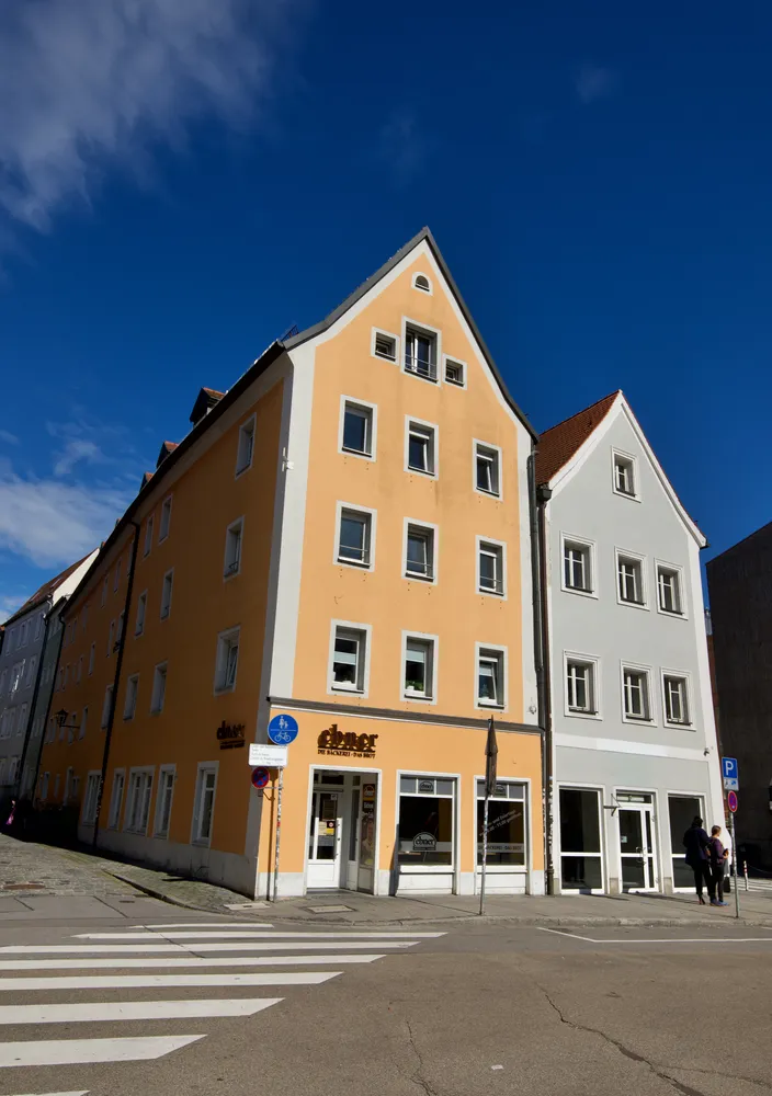 2 Zimmer Wohnung mit 68 m² in Regensburg – Bild 1