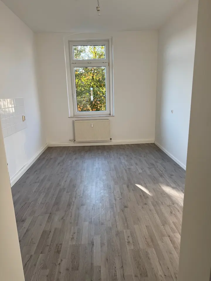 3 Zimmer Wohnung mit 81 m² in Plauen – Bild 4
